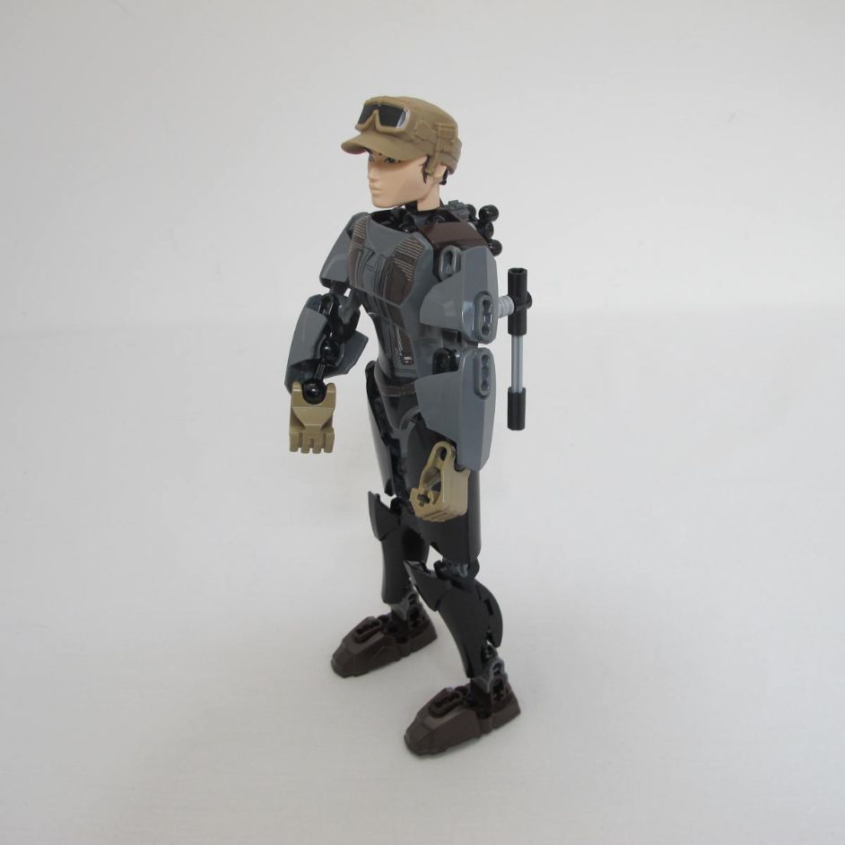 Sergeant Jyn Erso. Complete with instructions and box
