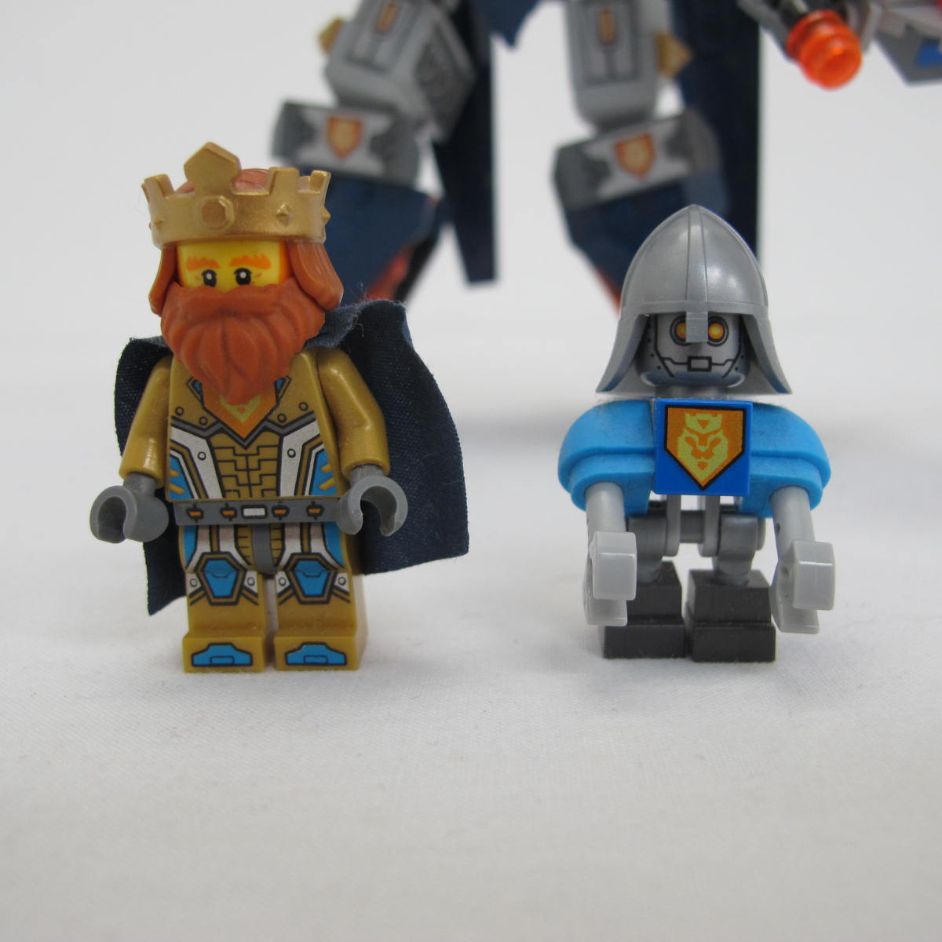 The King's Mech. Complete with instructions, no box