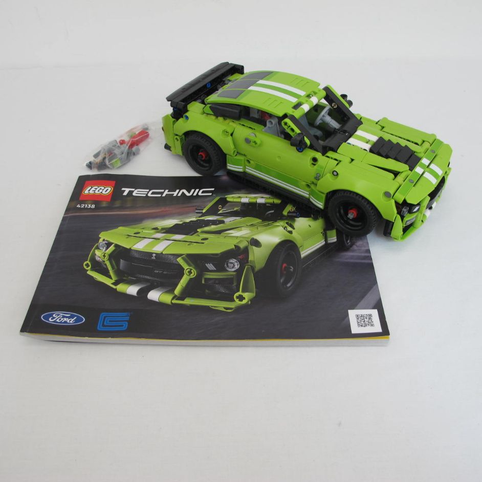 Ford Mustang Shelby GT500. Complete with instructions, no box