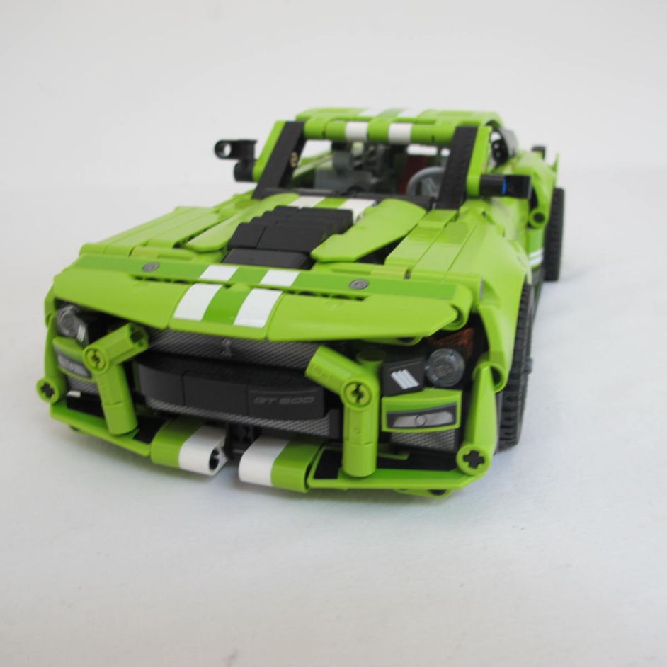 Ford Mustang Shelby GT500. Complete with instructions, no box