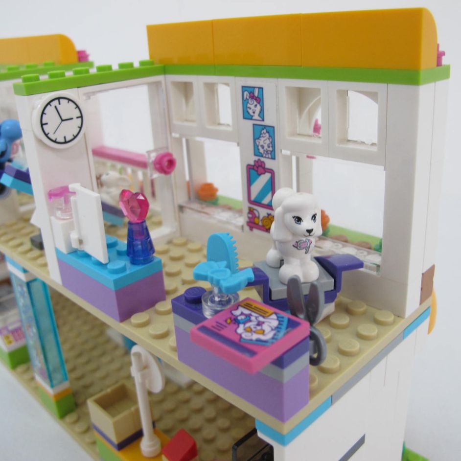 Heartlake City Pet Center. Complete with instructions, no box