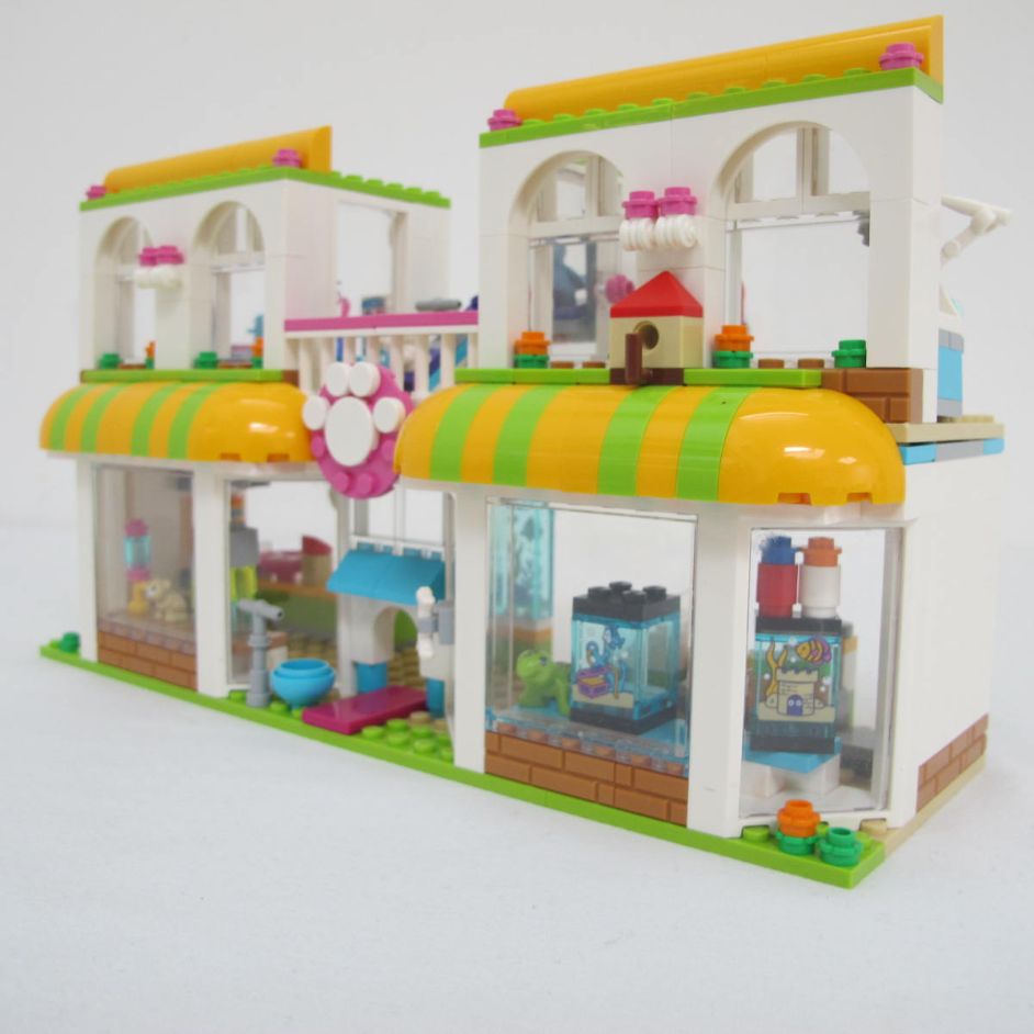 Heartlake City Pet Center. Complete with instructions, no box