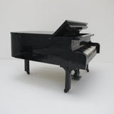 Grand Piano. Complete with instructions, no box
