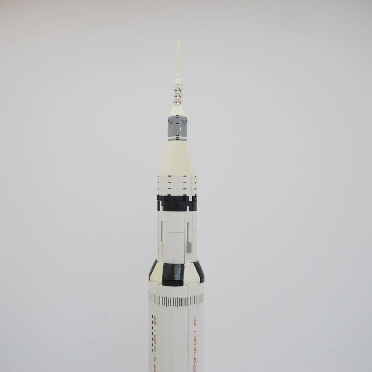 NASA Apollo Saturn V {Reissue}. Complete with instructions, no box