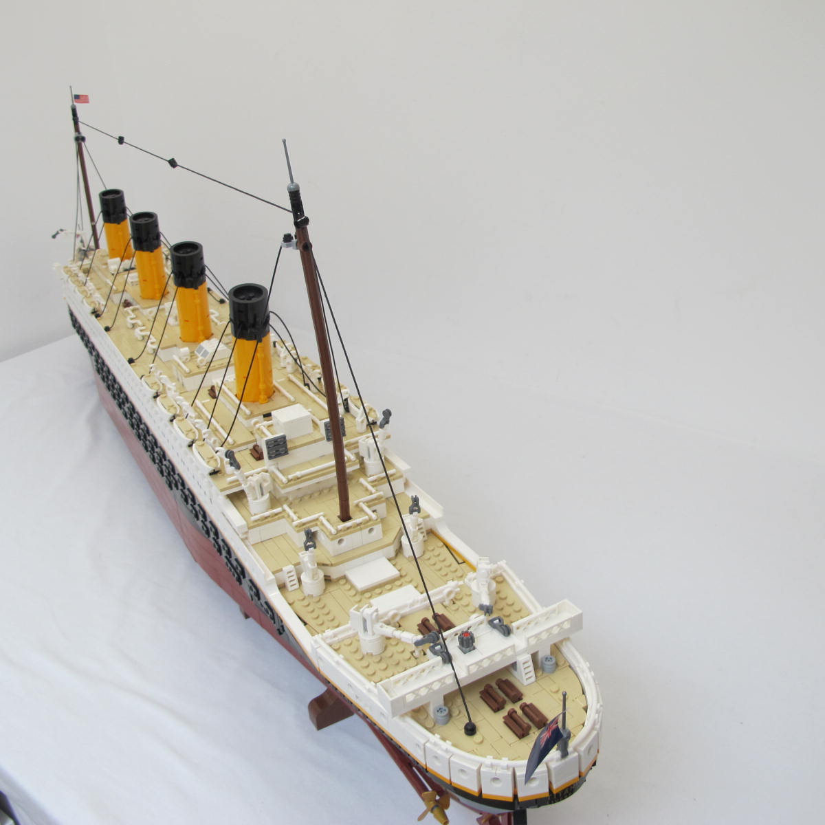 Titanic. Complete with instructions and box