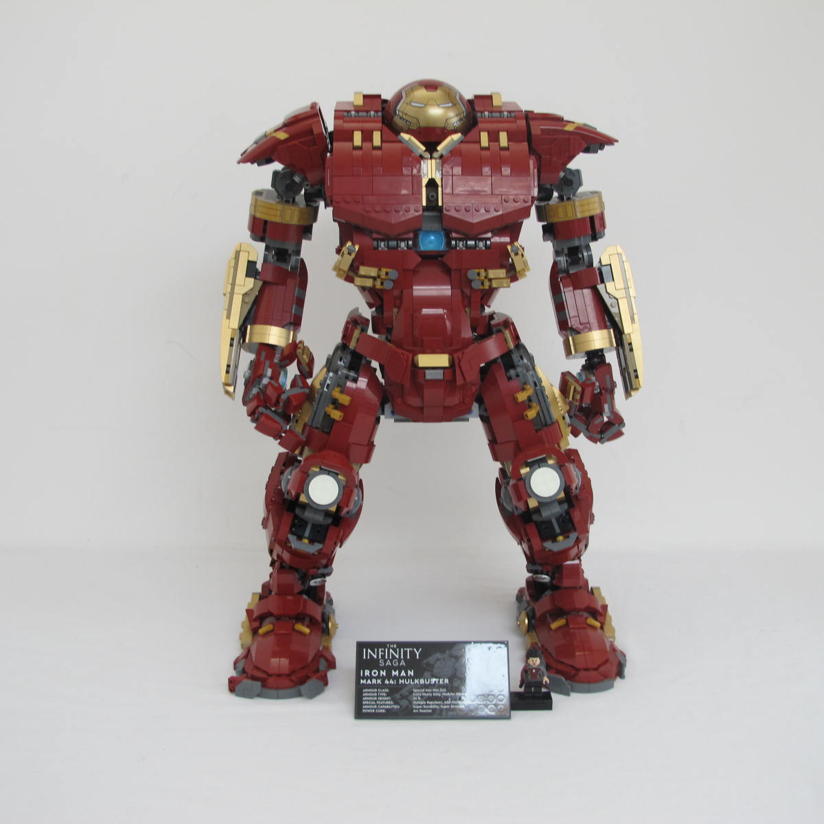 Hulkbuster. Complete with instructions, no box