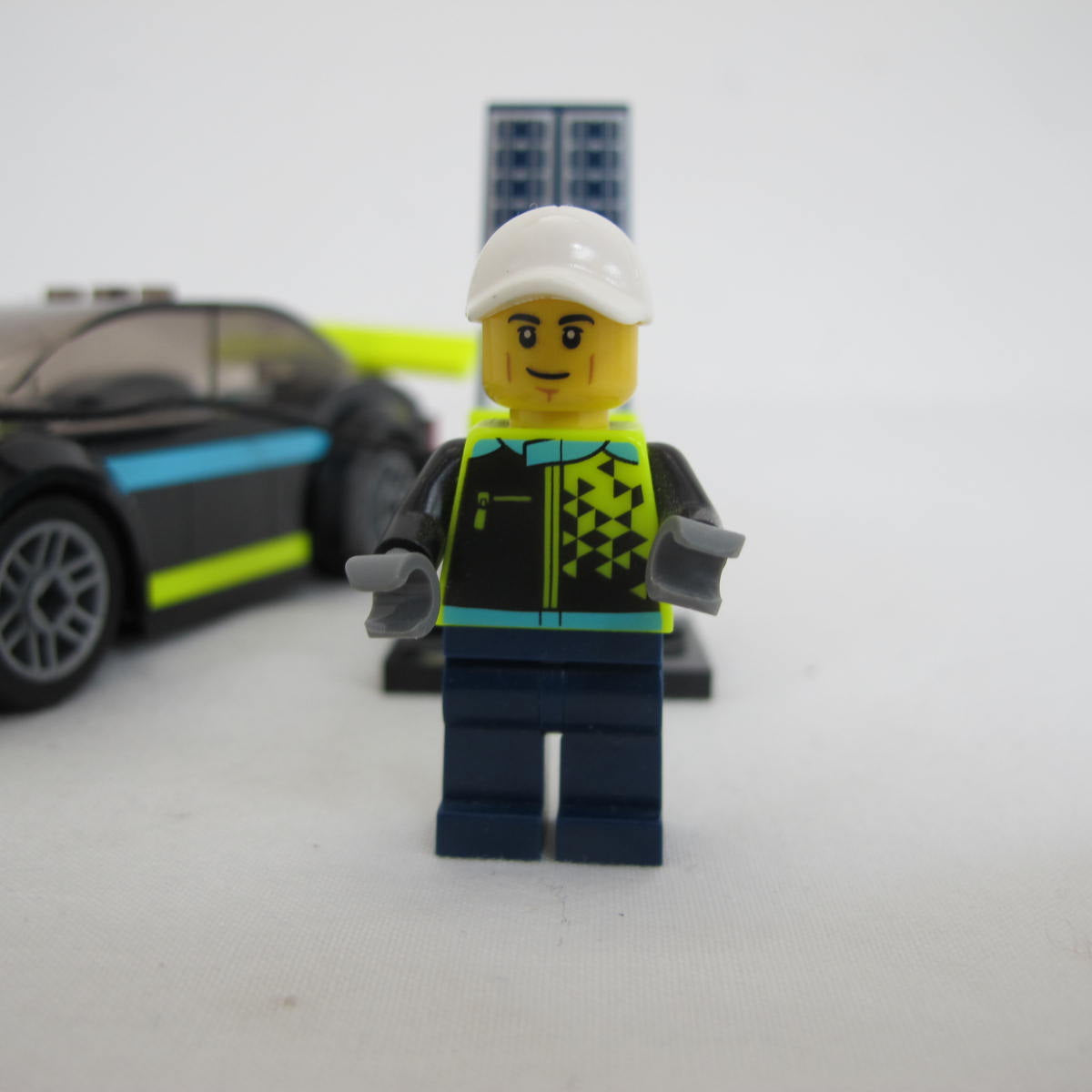 Electric Sports Car. Complete with instructions, no box