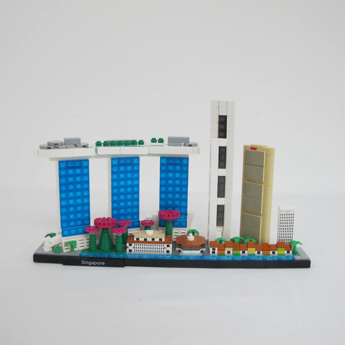 Singapore. Complete without instructions and box