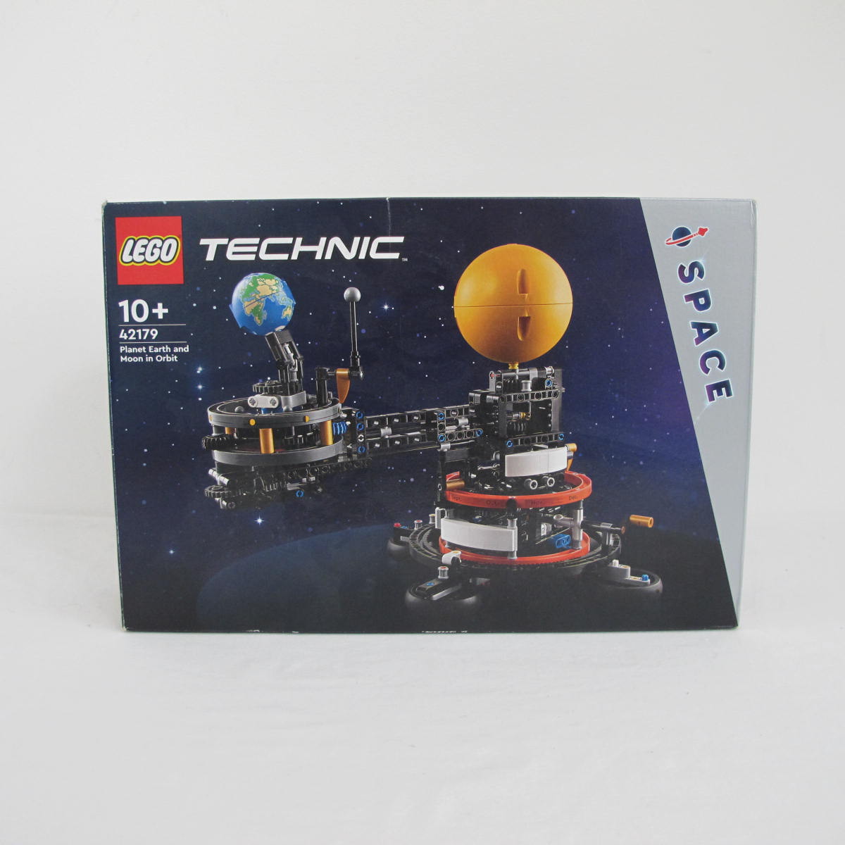 Planet Earth and Moon in Orbit. Complete with instructions and box