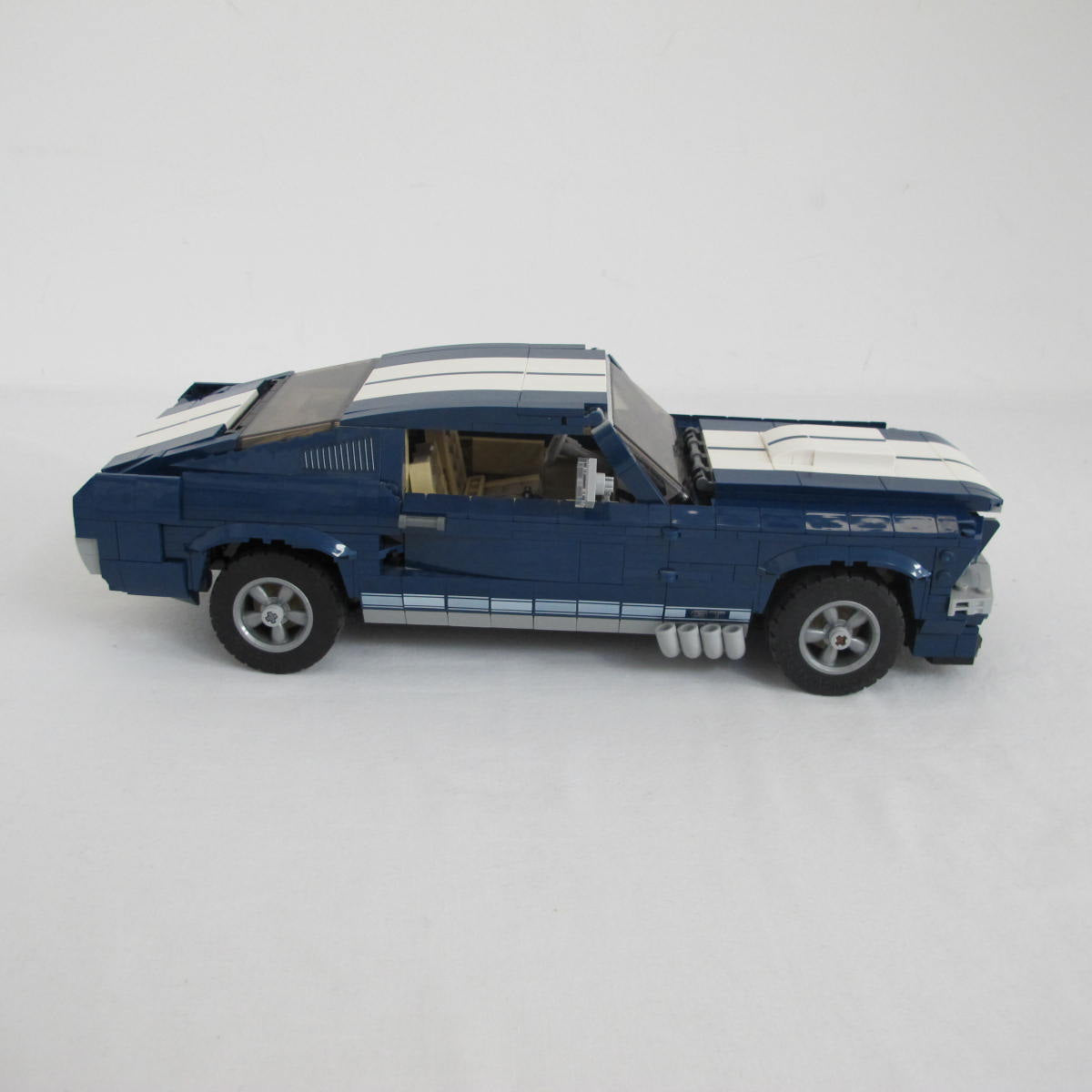 Ford Mustang. Incomplete without instructions and box