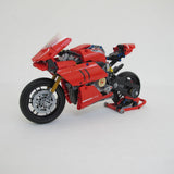 Ducati Panigale V4 R. Complete without instructions and box