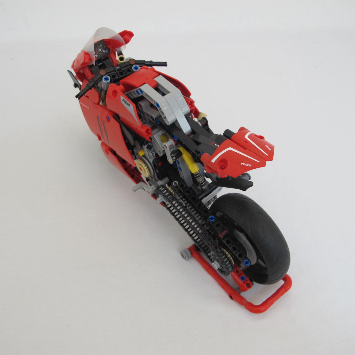 Ducati Panigale V4 R. Complete without instructions and box