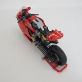 Ducati Panigale V4 R. Complete without instructions and box
