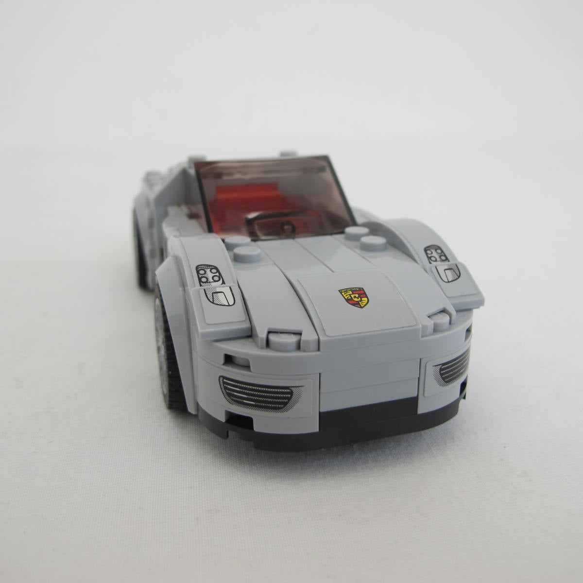 Porsche 918 Spyder. Complete with instructions and box