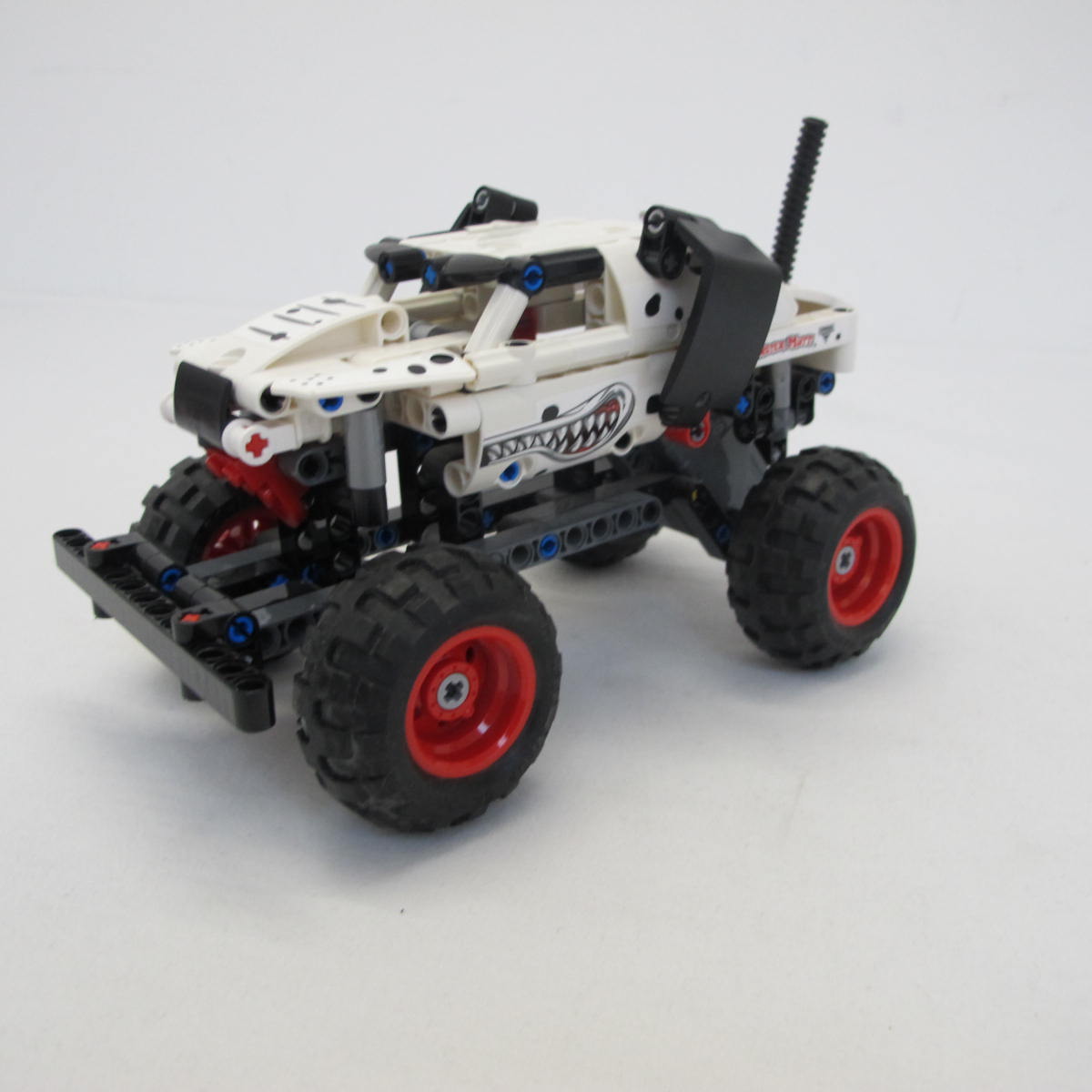 Monster Jam Monster Mutt Dalmatian. Complete with instructions and box