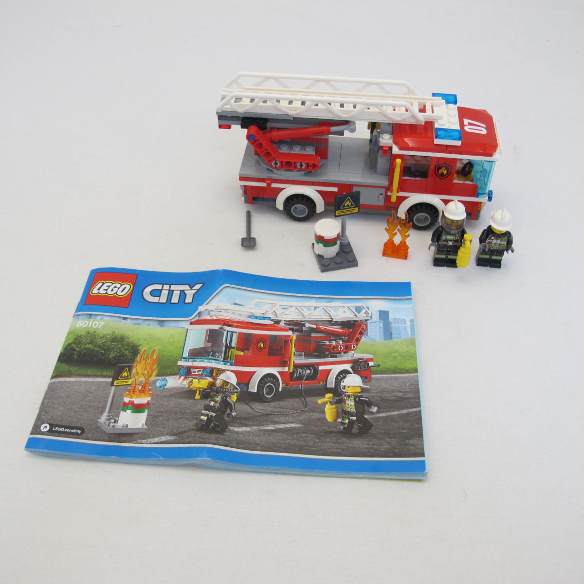 Fire Ladder Truck. Complete with instructions, no box