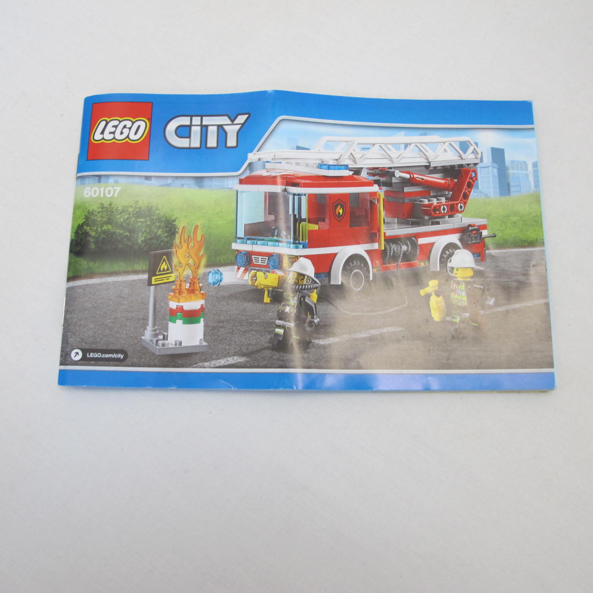 Fire Ladder Truck. Complete with instructions, no box