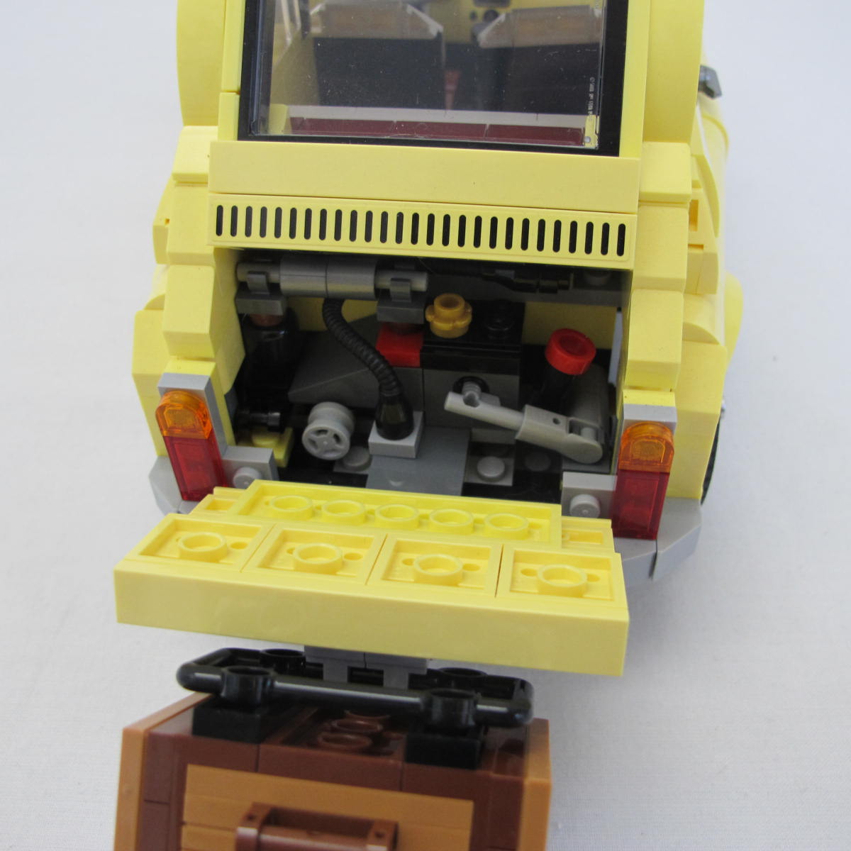 Fiat 500 {Bright Light Yellow Edition}. Complete with instructions, no box