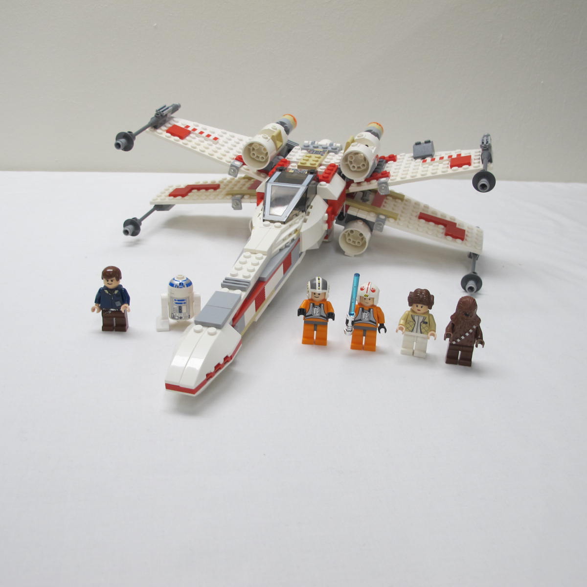 X-wing Fighter. Complete with instructions, no box
