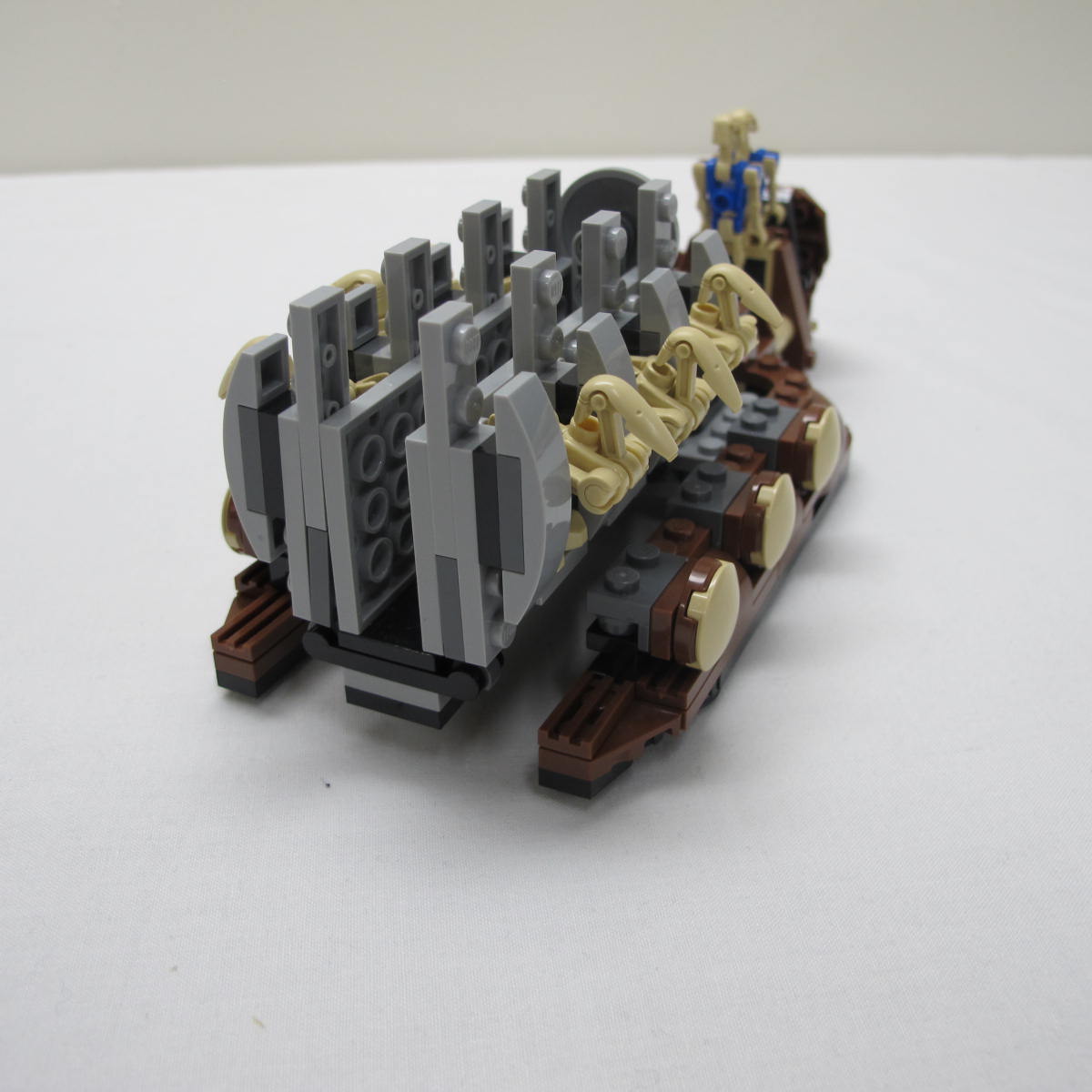Trade Federation Troop Carrier. Complete with instructions, no box