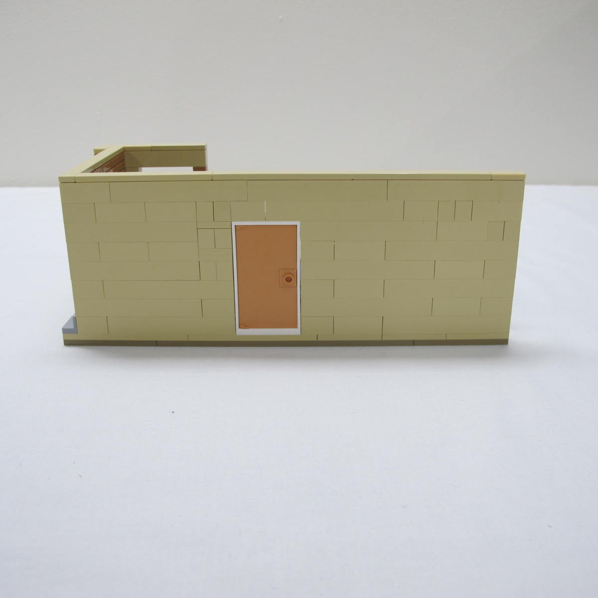 The Big Bang Theory. Incomplete with instructions, no box