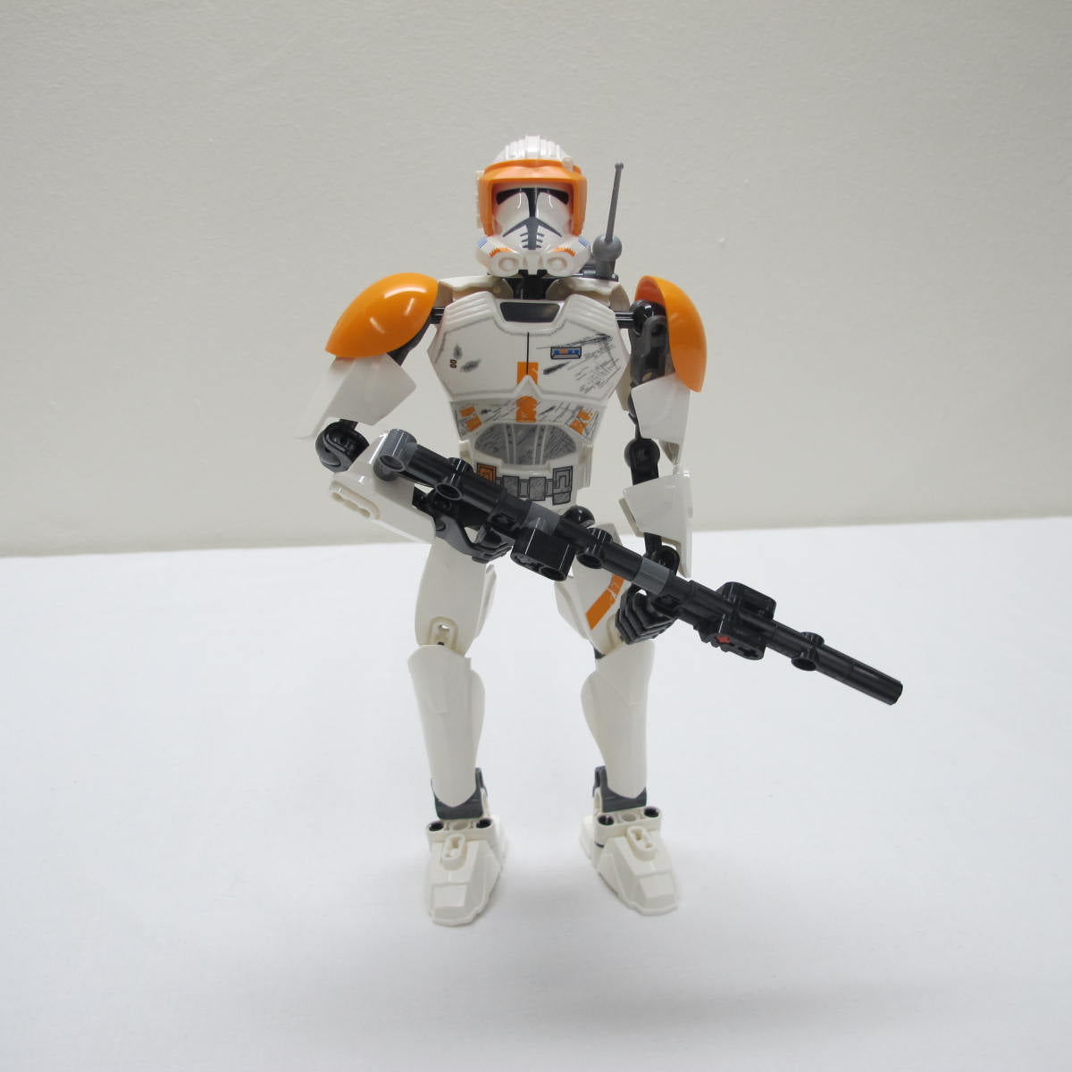 Clone Commander Cody. Complete with instructions, no box