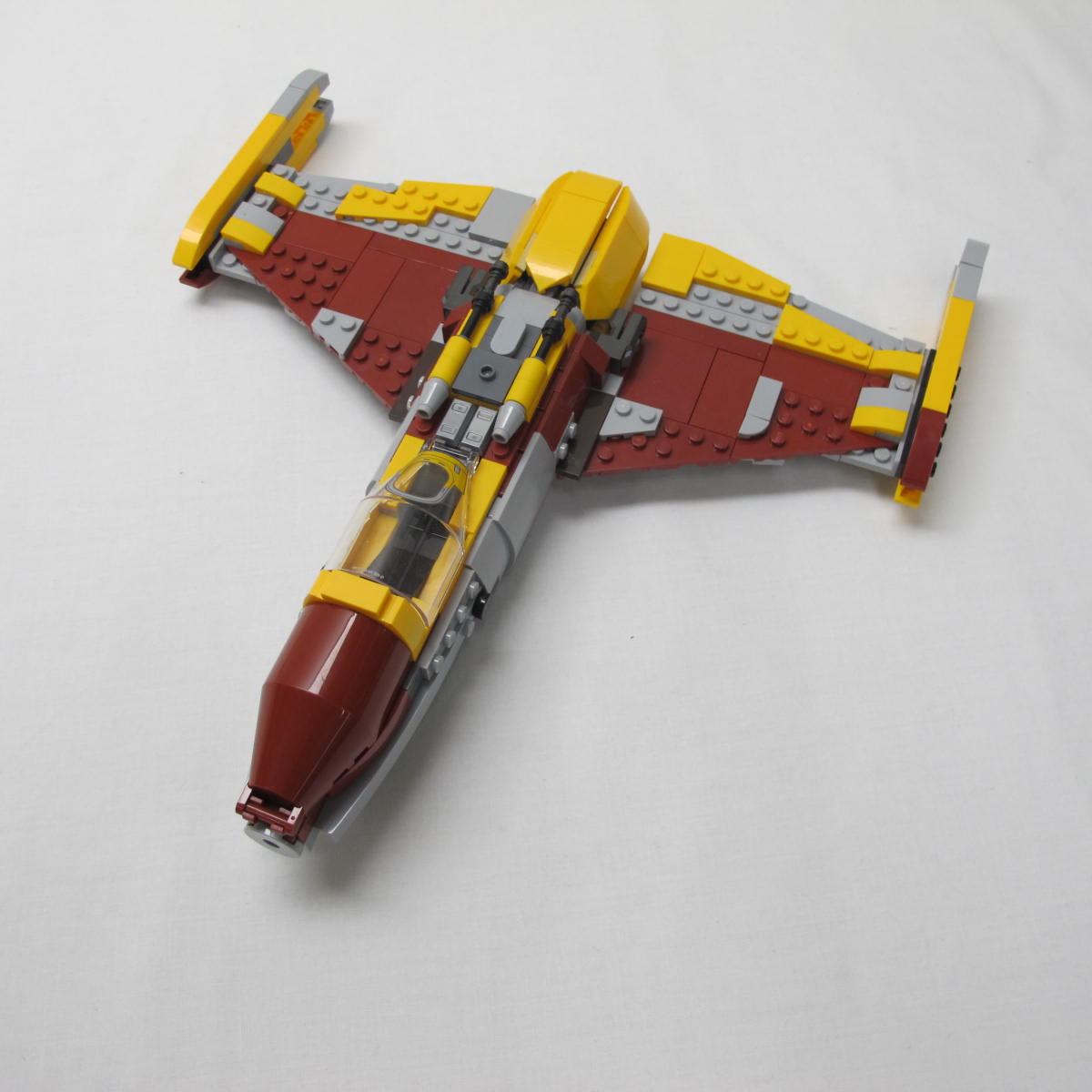 New Republic E-Wing vs. Shin Hati's Starfighter. Incomplete with instructions, no box