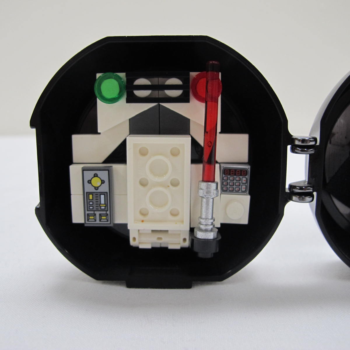 Darth Vader Pod polybag. Complete without instructions and box