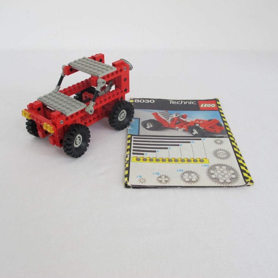 Universal Set. Complete with instructions, no box