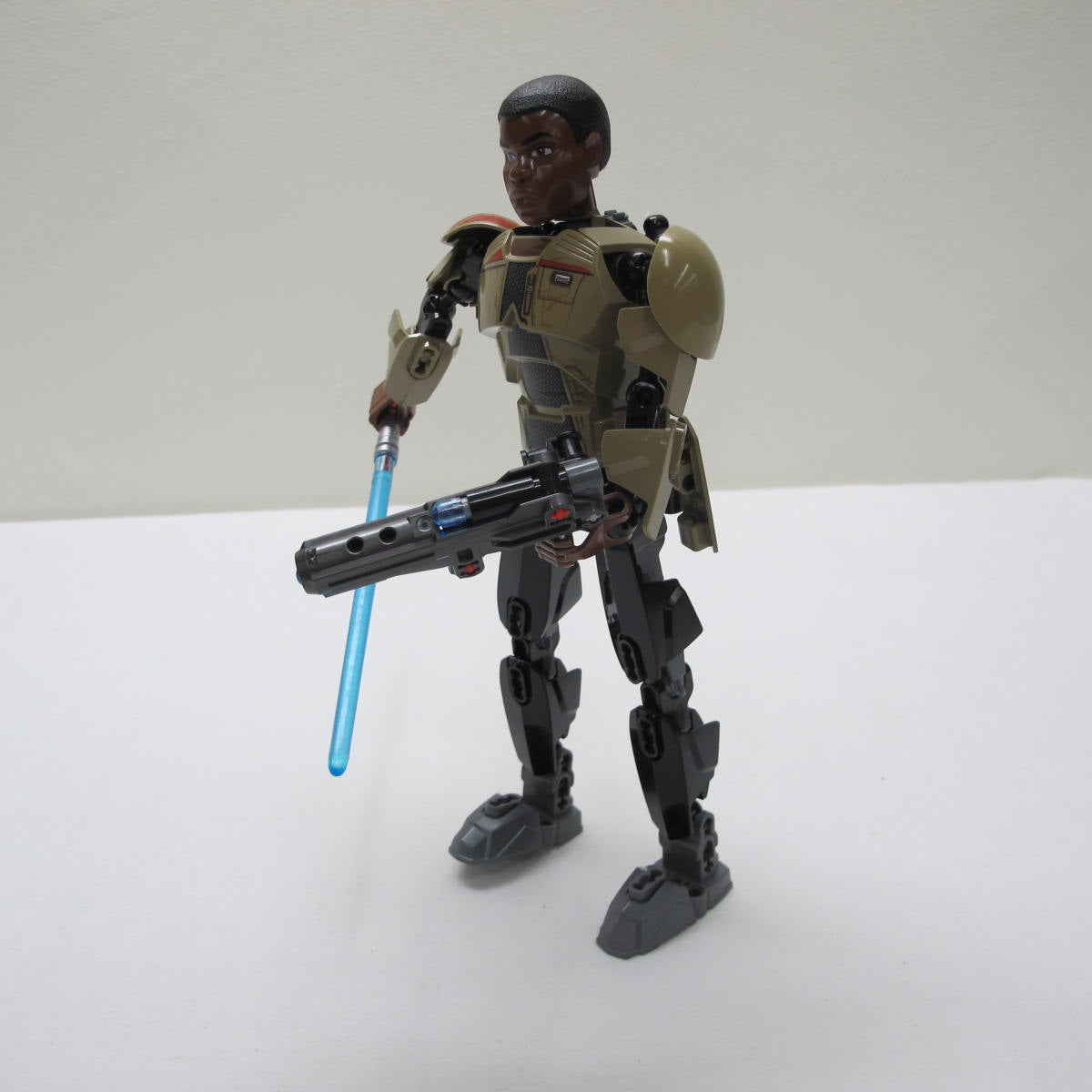 Finn. Complete with instructions, no box