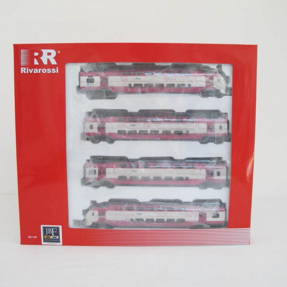 4-unit EMU set type VIRM OVChiptrain