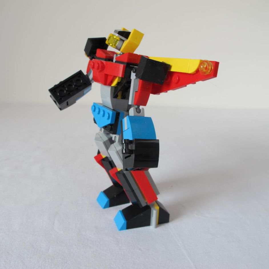 Super Robot. Complete with instructions, no box