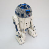 R2-D2 - UCS. Complete with instructions and box