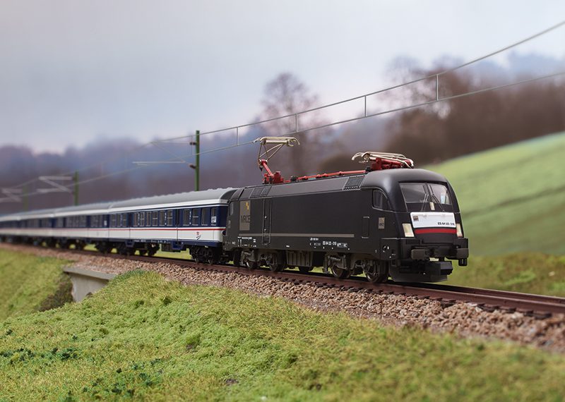 Class 182 Electric Locomotive