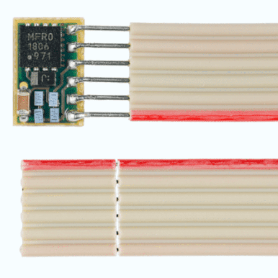 Nano locomotive decoder PD05A for SX1, SX2 and DCC With ribbon cable for NEM 651