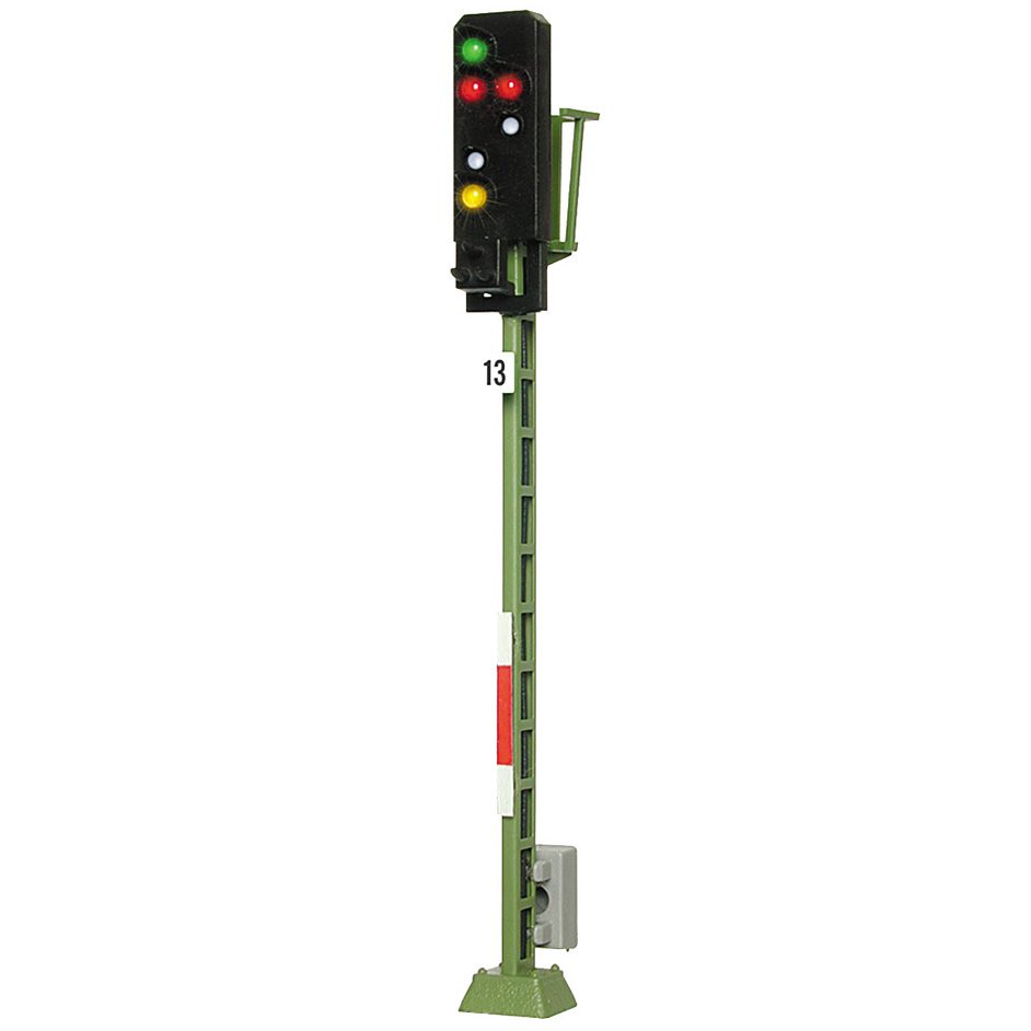 Colour light entry signal