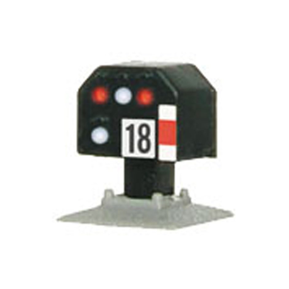 Colour Light Departure Signal with Distant Signal