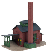 Hunting lodge with raised hide