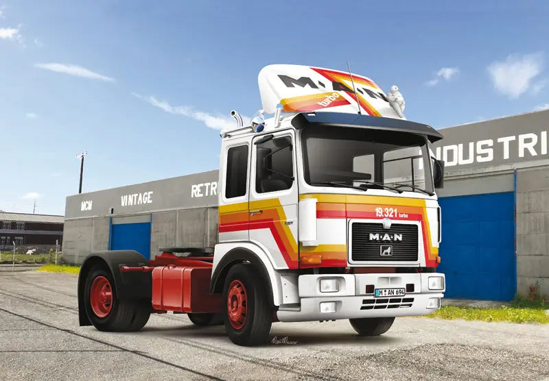 MAN F8 19.321 2 Axle Tractor