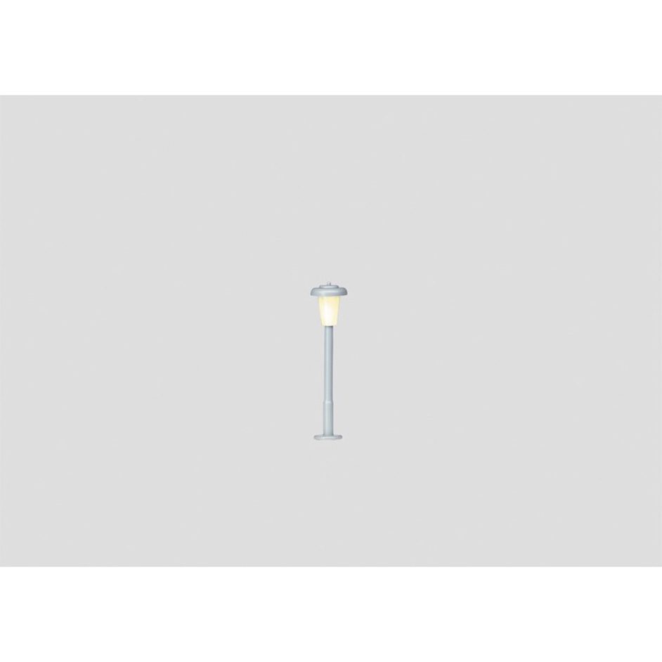 Single Curved Streetlight