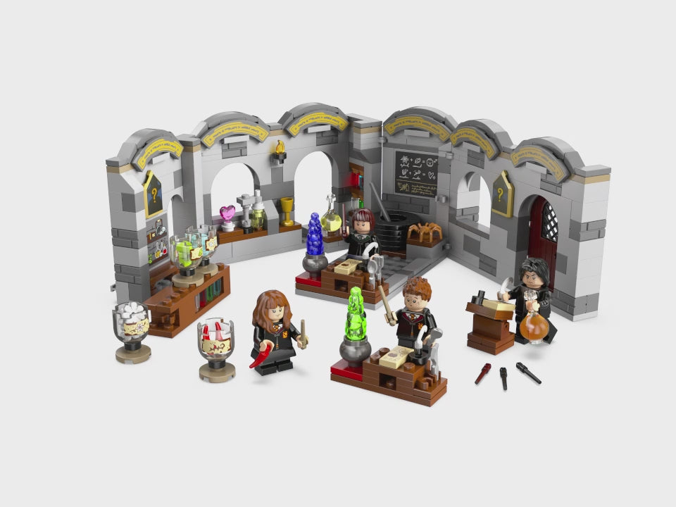 Hogwarts™ Castle: Potions Class