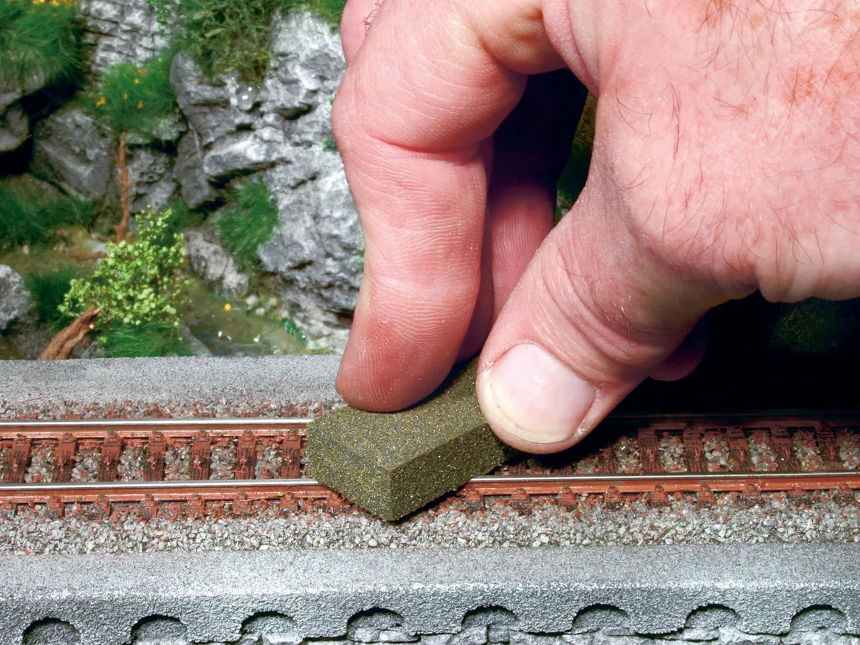 Cleaning block