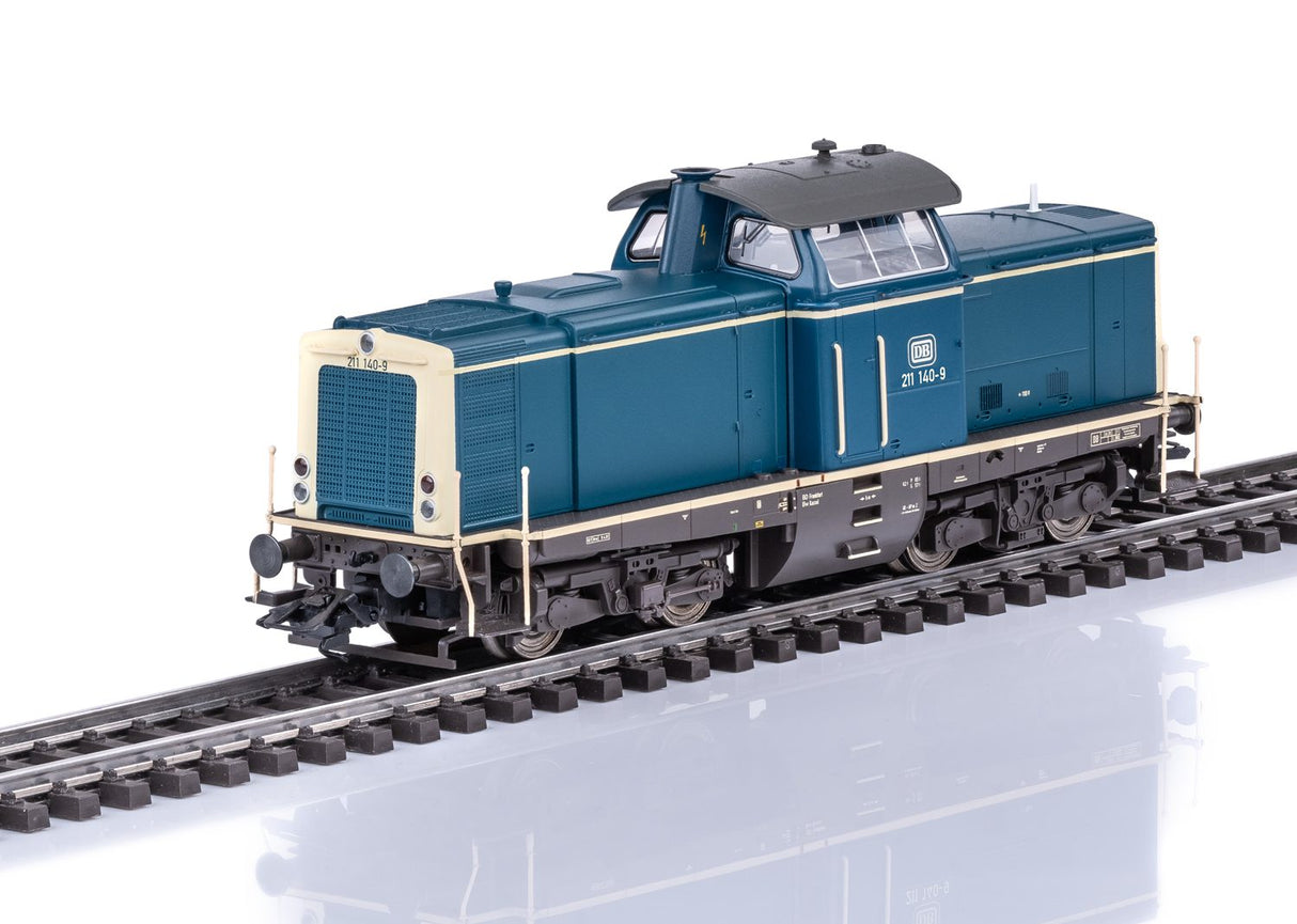 Class 211 Diesel Locomotive
