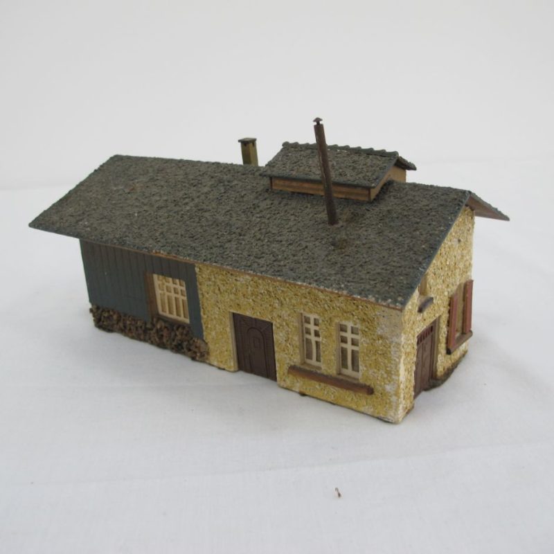 Engine shed small