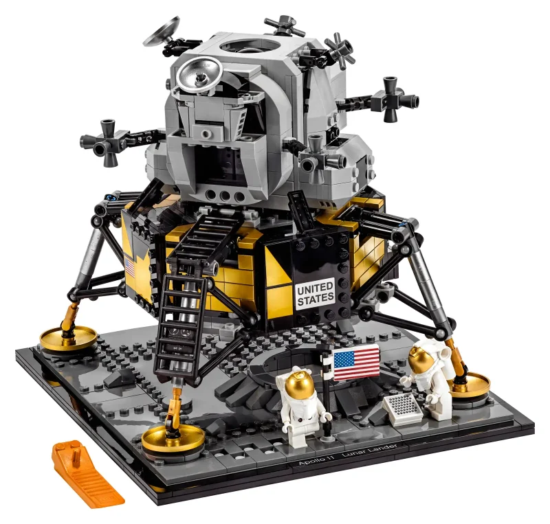 LEGO Creator Expert 10266 NASA Apollo 11 Lunar Lander