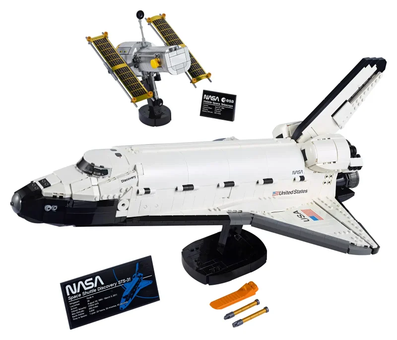 LEGO Icons 10283 NASA Space Shuttle Discovery