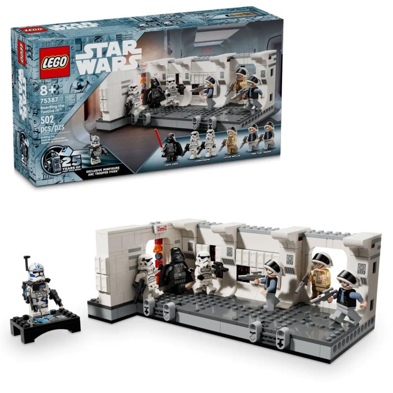 LEGO Star Wars 75387 - Boarding the Tantive IV™