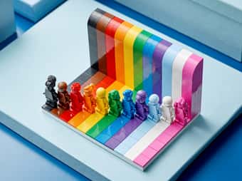 LEGO Everyone Is Awesome 40516