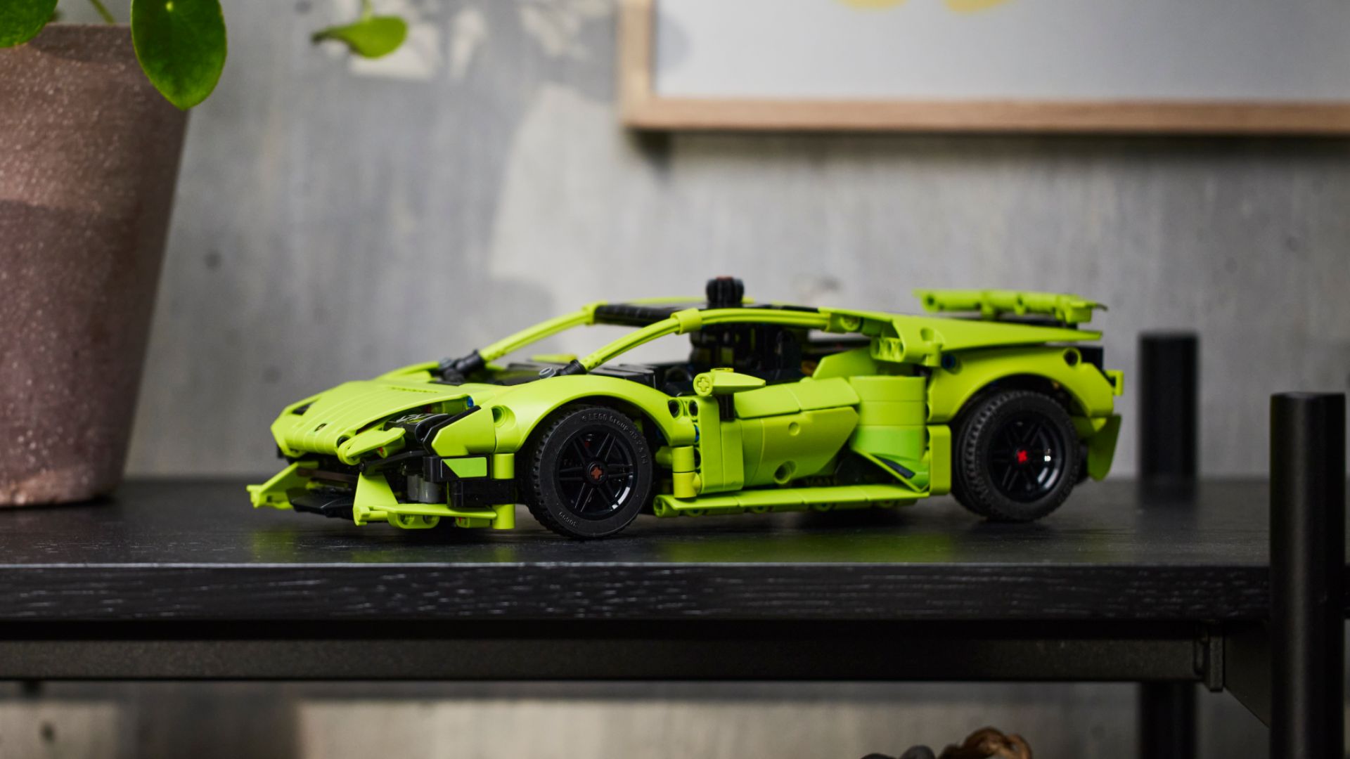 LEGO Technic Lamborghini Huracán