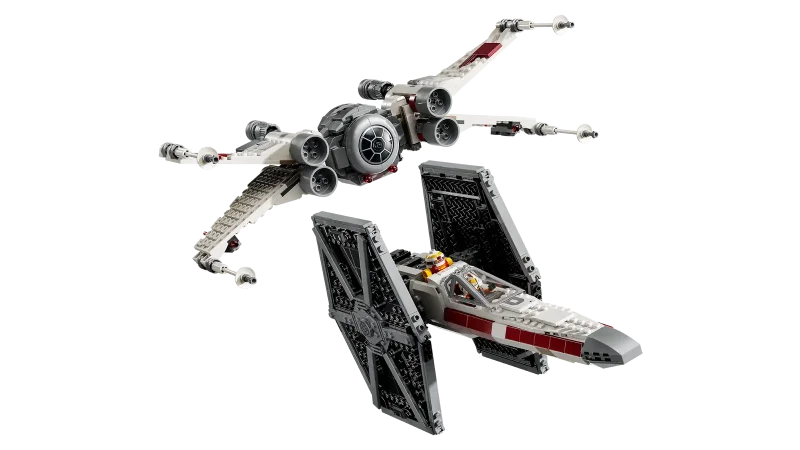 LEGO Star Wars 75393 TIE Fighter & X-Wing Mash-up